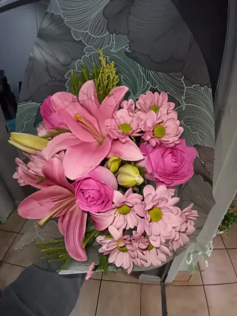 Lilly and Rose bouquet
