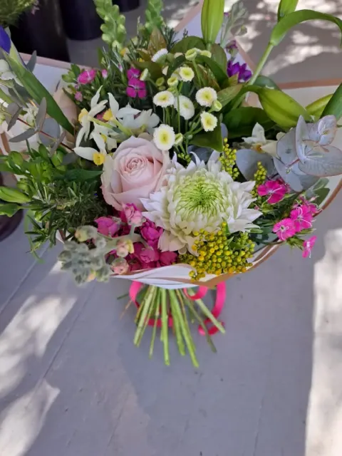 Small Posy