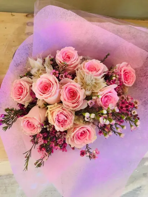 10 stems pink roses