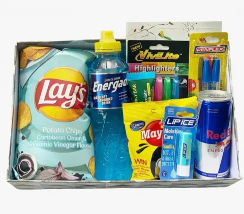 STUDY HAMPER