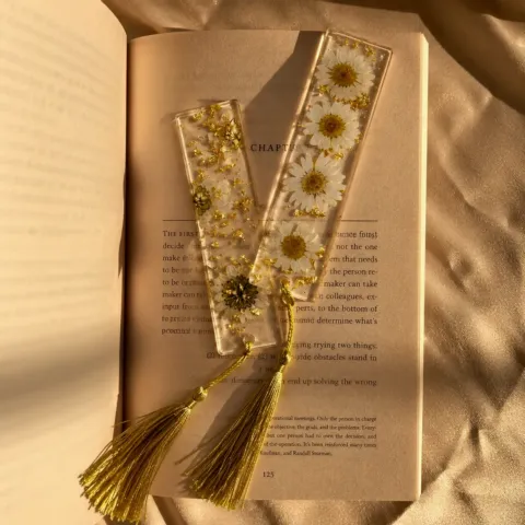 Assorted Floral Resin Bookmark