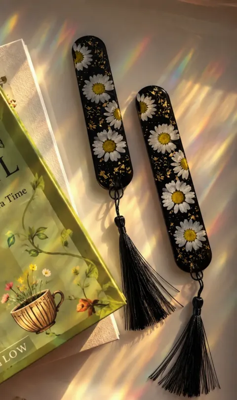 Assorted Floral Resin Bookmark